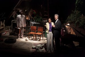 'Ah, A Humanidade ! E Outras Boas Intenções' crédito João Julio Mello_na foto Gustavo Arthiddoro, Guilherme Weber e Renata Hardy